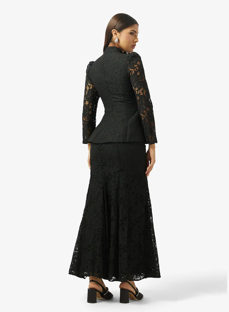 خزانة Lace Top & Skirt Set